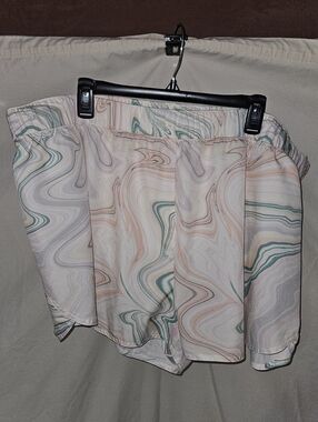 Women’s Marble-Print Elastic Waist Shorts